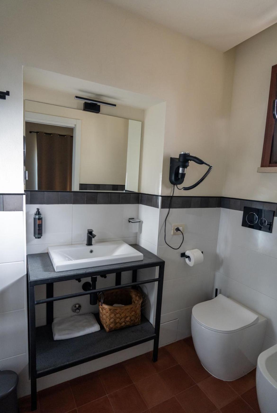 Tenuta Del Duca Fiumicino Locanda E Hostaria Guest House 外观 照片